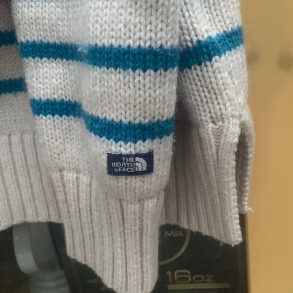 The North Face Apres Sweater - Picture 2 of 4
